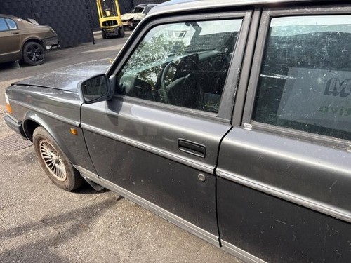 Front left door - , 240