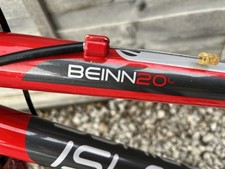 Islabikes Beinn 20L Red