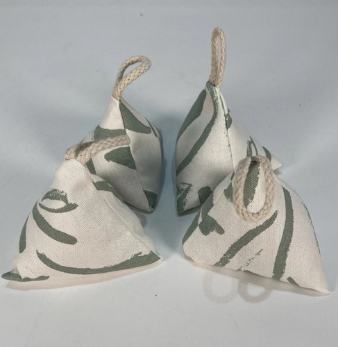 Pyramid sewing weights fabric - pyramid,