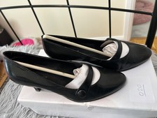 Black shoes, size 4, Evans