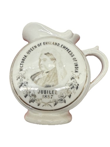 Queen victoria 1887 golden - queen,