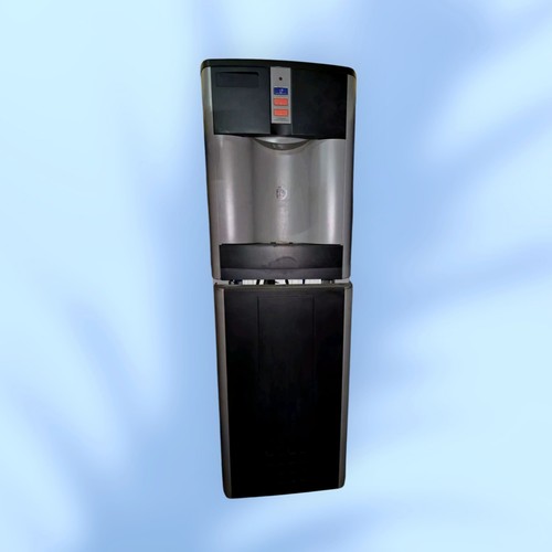 Hot cold water dispenser - water,