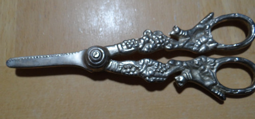 Grape shears scissors fox - scissors,