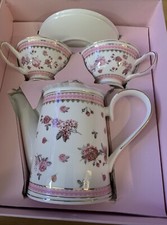 Shabby chic porcelain teapot - teapot, /