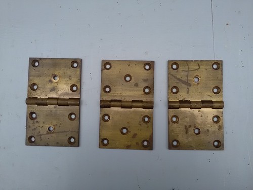 3no vintage cast - ,