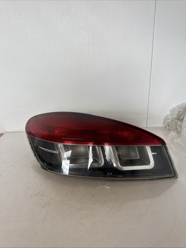 Renault megane rear tail light - renault,