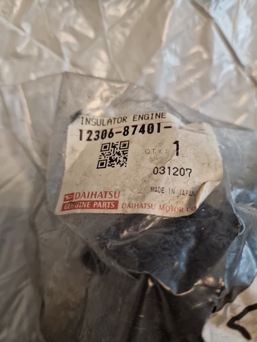 Daihatsu oem mounting - daihatsu, mounting,