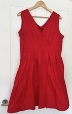 Red Cotton Skater Style Dress With Side Zip. Size 18.