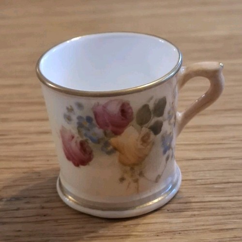 Fine miniature antique - antique, royal