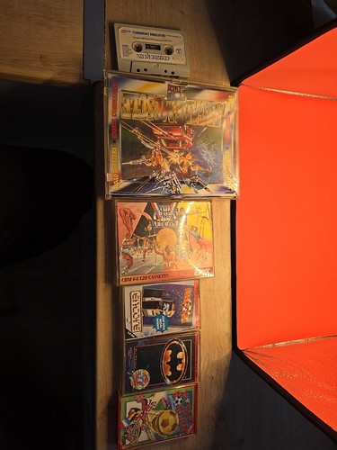 Commodore c64 retro - commodore,