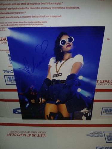 Rihanna pop artist - pop,