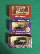 LLEDO/DAYSGONE  3  CADBURY'S VANS 1934 MODEL "A" FORD, 2  1928 FORD MODEL T VANS