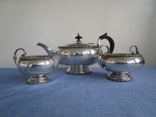 WALKER AND HALL SILVER PLATE