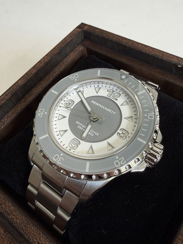 Bernhardt binnacle diver 20th - bernhardt,