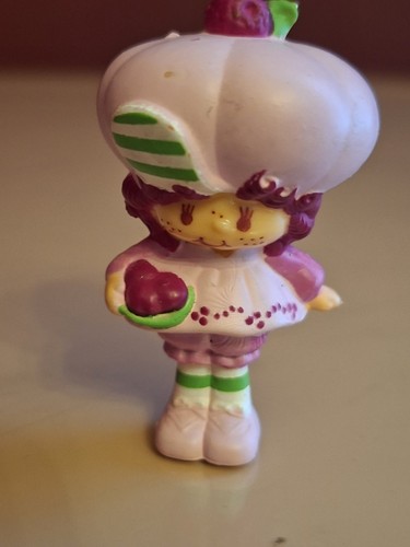 Vintage strawberry shortcake - vintage,