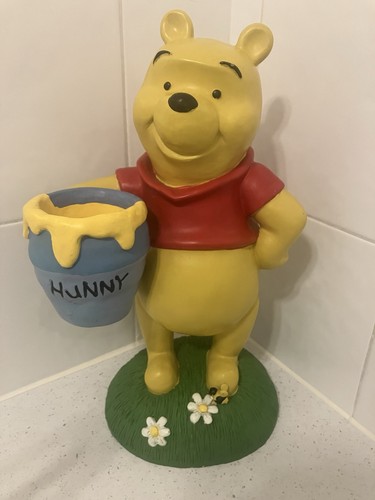 Winnie the pooh garden - the,