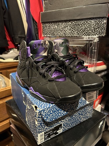 Size air jordan - 10, 7