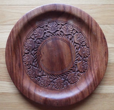WOODEN 30 cm  SERVING TRAY WITH CARVED FLORAL DECORATION