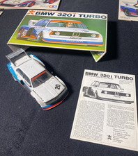 Bandai 1:24 Kit 38104 BMW 320i