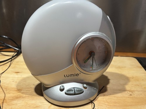 Lumie light bodyclock classic - lumie,
