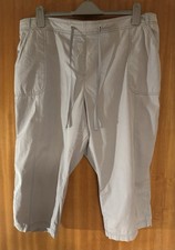 Ladies Size 20 3/4 Trousers