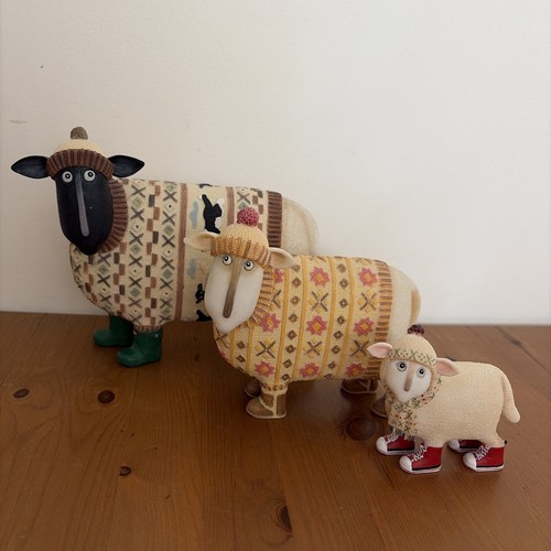 Border fine arts comical sheep - arts,