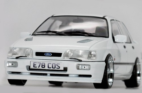 Custom ford sierra - 1:18,