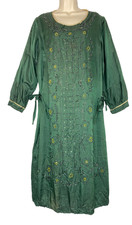 Vintage 1920s green silk beaded dress long sleeve antique embellished flapper