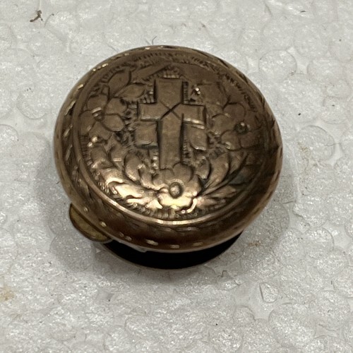 Antique gold tone - antique, engraved