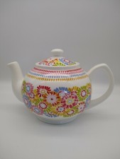 Queens  by Churchill The