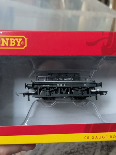 Hornby gauge rolling - oo, stock