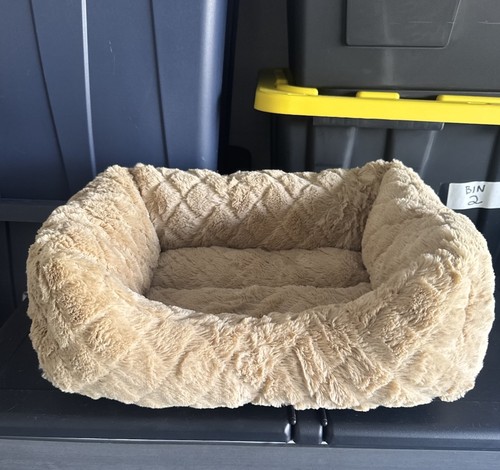 Plush pet bed - plush,
