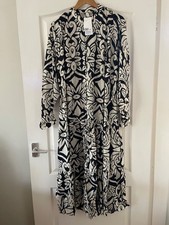 H&M Long Sleeve Tiered Maxi Dress Size 2XL - BNWT