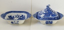 ANTIQUE BLUE & WHITE WILLOW PATTERN SQUARE DISH SET