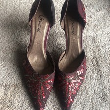 Unze High Heeled Size UK4
