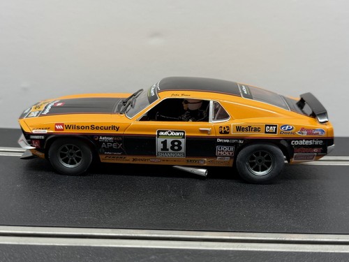 Scalextric ford mustang 18 - scalextric,