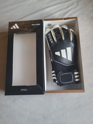 Tiro league goalkeeper gloves - tiro,