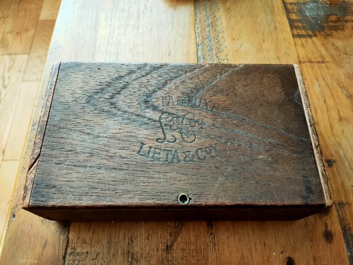 Old cigar box - old,