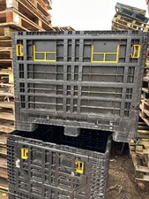 USED LARGE COLLAPSIBLE PLASTIC