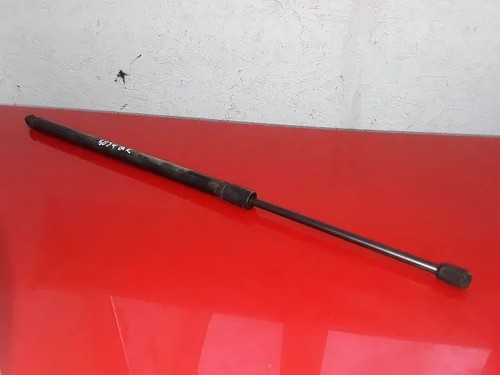 Hyundai i40 tailgate gas - hyundai, vf