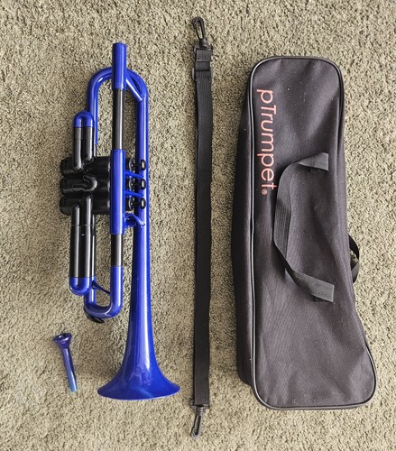 Trumpet blue plastic with - trumpet,
