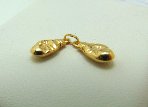9ct gold pair boxing - pair, gloves
