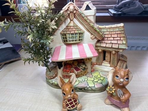Pendelfin rabbit fruit shop - pendelfin,