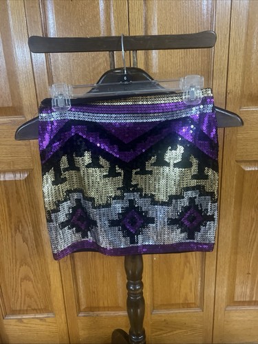 Envy aztec design - me,