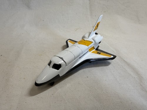Corgi james bond - corgi, shuttle