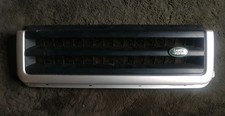 LAND ROVER DISCOVERY 2 TD5 V8 EPSOM GREEN FRONT GRILL TRIM PRE FACELIFT SILVER 