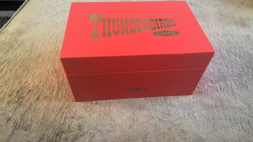 Corgi thunderbirds fab mint - fab, 1