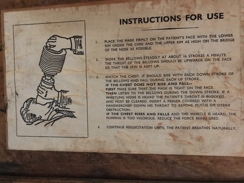 Vintage resuscitation kit - resuscitation,