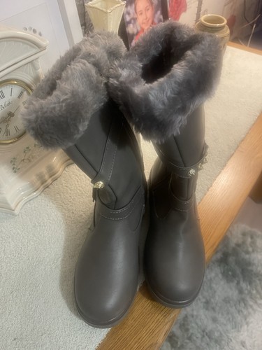 Childrens boots - childrens,