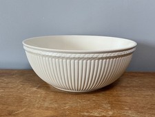 1x Wedgwood Queen’s Ware Edme  Cream - Salad Bowl 10 1/4”  VGC
